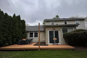 1332 Culpepper Dr, Naperville, IL 60540 - Photo 9