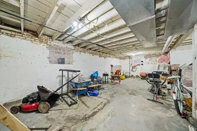 8539 S Saginaw Avenue, Chicago, IL 60617 - Photo 15