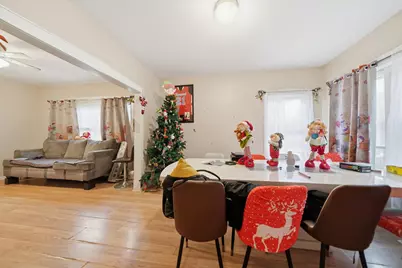 8539 S Saginaw Avenue, Chicago, IL 60617 - Photo 3