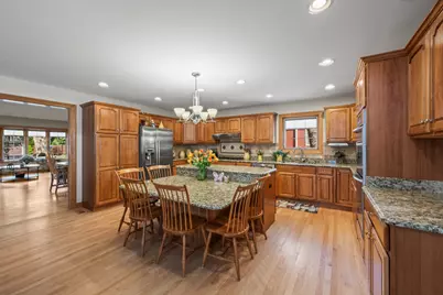 429 W Kenilworth Avenue, Palatine, IL 60067 - Photo 5