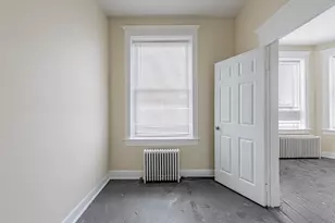758 W 71st St, Chicago, IL 60621 - Photo 7