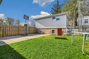 11551 S Komensky Ave, Alsip, IL 60803 - Photo 17