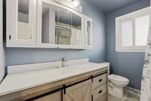 11551 S Komensky Ave, Alsip, IL 60803 - Photo 9