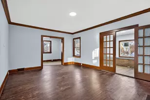 324 Paris Ave, Rockford, IL 61107 - Photo 5