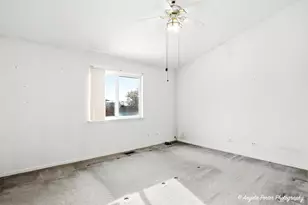 28501 Wagon Trail Ct, Lakemoor, IL 60051 - Photo 17