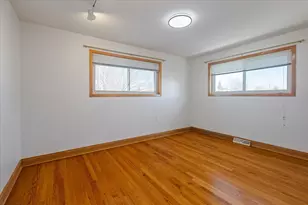 7910 Churchill St, Morton Grove, IL 60053 - Photo 21