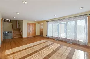 7910 Churchill St, Morton Grove, IL 60053 - Photo 17