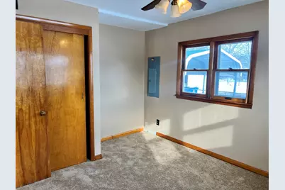 221 W 7th Street, Tilton, IL 61833 - Photo 17