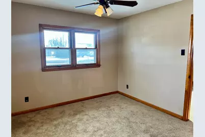 221 W 7th Street, Tilton, IL 61833 - Photo 19