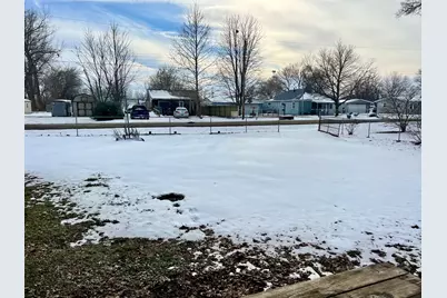 221 W 7th Street, Tilton, IL 61833 - Photo 23