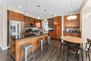 1108 Heavens Gate Dr, Lake in the Hills, IL 60156 - Photo 11