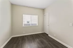 1108 Heavens Gate Dr, Lake in the Hills, IL 60156 - Photo 19