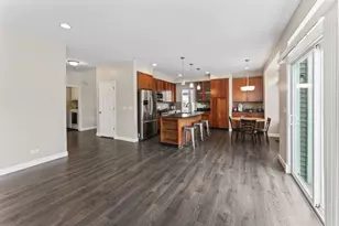 1108 Heavens Gate Dr, Lake in the Hills, IL 60156 - Photo 15