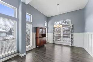 1108 Heavens Gate Dr, Lake in the Hills, IL 60156 - Photo 9