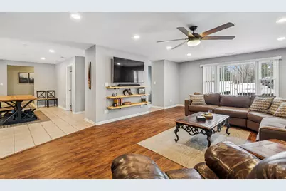 2113 Highwood Road, McHenry, IL 60051 - Photo 5