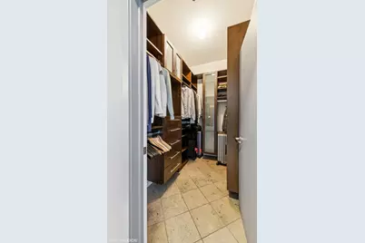 200 W Grand Avenue #2303, Chicago, IL 60654 - Photo 17