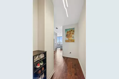 200 W Grand Avenue #2303, Chicago, IL 60654 - Photo 3