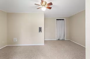 431 S Independence St, Monticello, IL 61856 - Photo 21