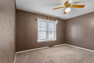 431 S Independence St, Monticello, IL 61856 - Photo 15