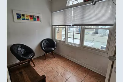 1656 W Hollywood Avenue, Chicago, IL 60660 - Photo 5