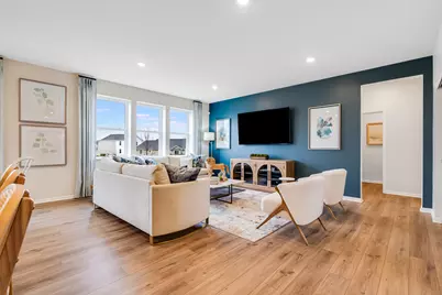 3102 Holden Street, Elgin, IL 60124 - Photo 7