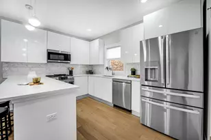 4721 W Warwick Ave, Chicago, IL 60641 - Photo 17