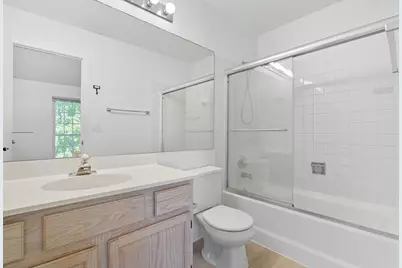 519 Woodcrest Drive, Mundelein, IL 60060 - Photo 11