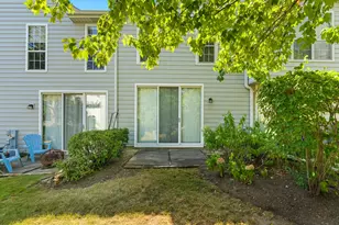 519 Woodcrest Dr, Mundelein, IL 60060 - Photo 17