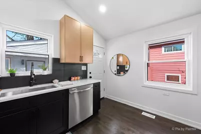 600 N Iowa Avenue, Villa Park, IL 60181 - Photo 13