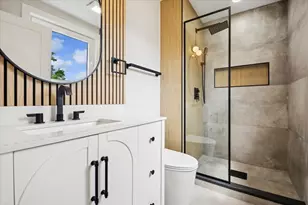 303 Cedarbrook Rd, Naperville, IL 60565 - Photo 23