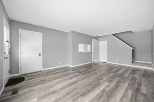 1372 Normantown Rd, Naperville, IL 60564 - Photo 3