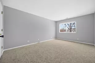 1372 Normantown Rd, Naperville, IL 60564 - Photo 9