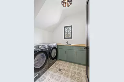 1100 Lois Avenue, Park Ridge, IL 60068 - Photo 31