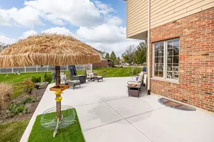 22374 Woodland Ln, Frankfort, IL 60423 - Photo 3