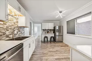 14633 Parkside Dr, Dolton, IL 60419 - Photo 9