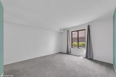 918 E Kings Road #1, Palatine, IL 60074 - Photo 13