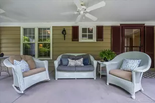 301 Country Club Pl, Geneva, IL 60134 - Photo 3