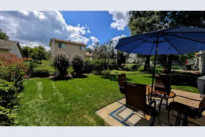 6796 Red Wing Drive, Woodridge, IL 60517 - Photo 27