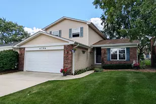 6796 Redwing Dr, Woodridge, IL 60517 - Photo 3