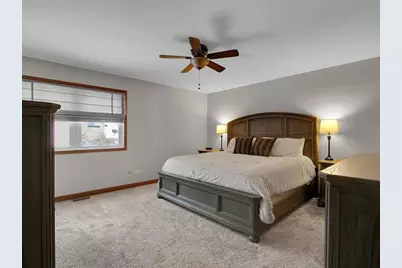 6796 Red Wing Drive, Woodridge, IL 60517 - Photo 17