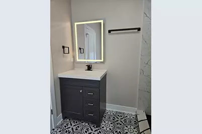 8548 S Essex Avenue, Chicago, IL 60617 - Photo 19