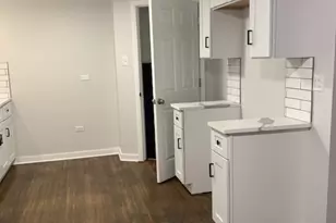 [Address not provided], Chicago, IL 60617 - Photo 7