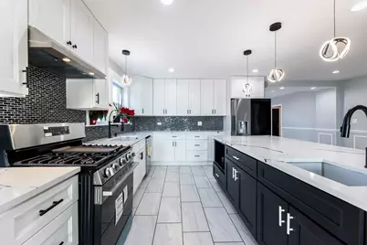 458 W 127th Street, Chicago, IL 60628 - Photo 13