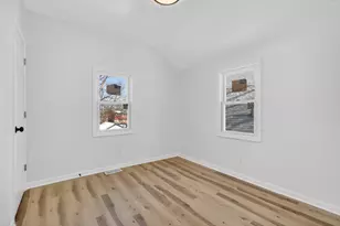 1111 Loomis St, Rockford, IL 61102 - Photo 23