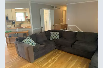 665 Thornwood Drive, Buffalo Grove, IL 60089 - Photo 9