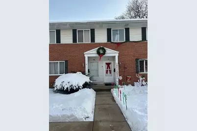 811 N Randall Road #B, Aurora, IL 60506 - Photo 1