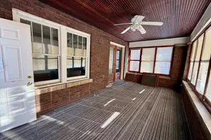 312 W White St, Champaign, IL 61820 - Photo 3