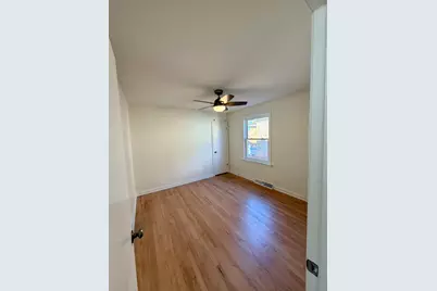 5745 S Sayre Avenue, Chicago, IL 60638 - Photo 21