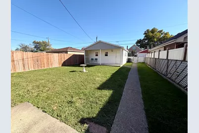 5745 S Sayre Avenue, Chicago, IL 60638 - Photo 35