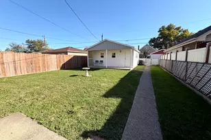 5745 S Sayre Ave, Chicago, IL 60638 - Photo 35